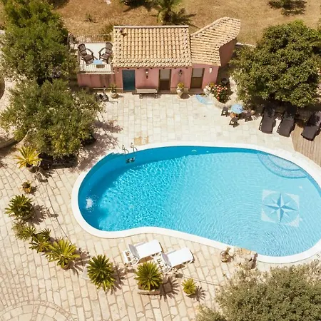 Dependance In Villa Con Piscina Ragusa Exterior foto