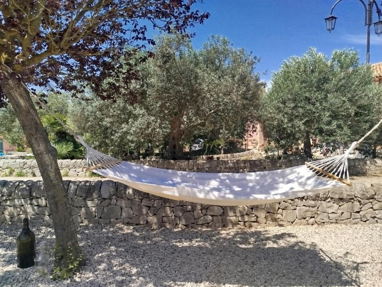 Dependance In Con Piscina
